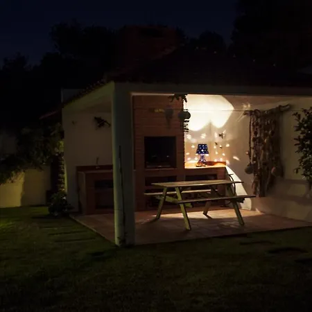 Vacations River House Vakantiehuis